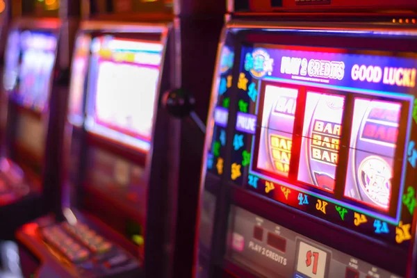 fals featured game showcase
